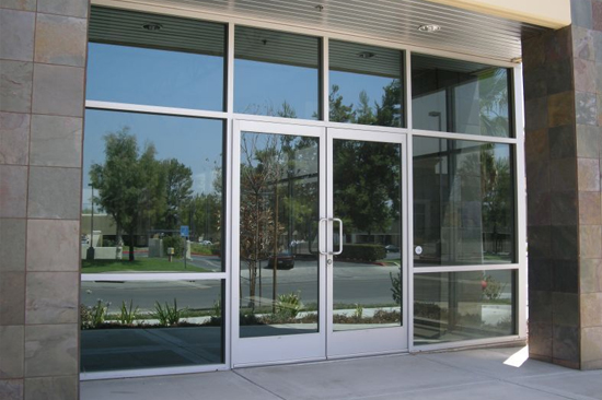 Lutz-commercial-door-repair