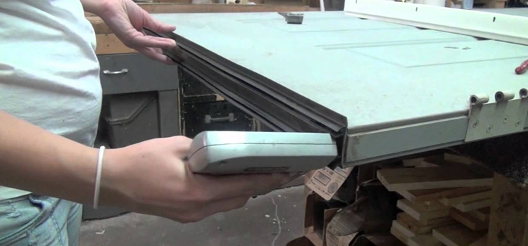 damaged steel door repair Lutz